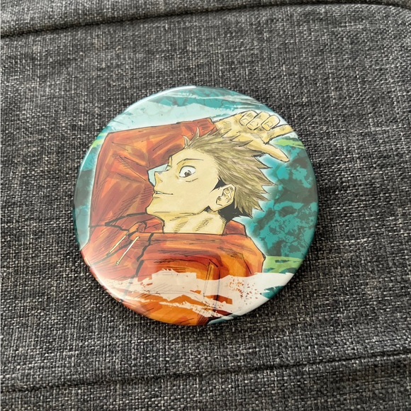 Jujutsu Kaisen Can Badge From Japan - Picture 2 of 2